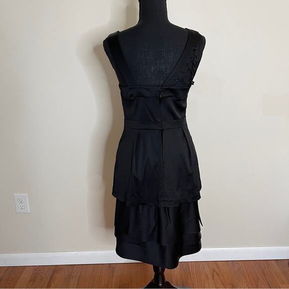 BCBGMaxAzria Shoelace Peplum Dress Black Size 6 - Picture 4 of 9